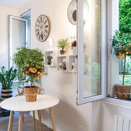 Comfortable & Peaceful Apartment - Paris Quartier Latin - Newly Renovated Apartment *