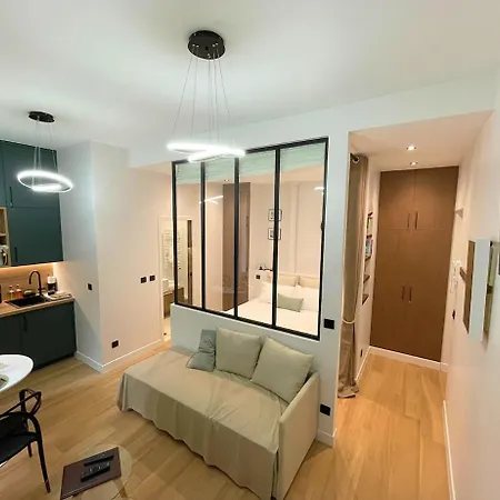Comfortable & Peaceful Apartment - Paris Quartier Latin - Newly Renovated Apartment Paris